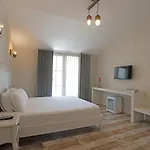 Lotus Koeyici فندق