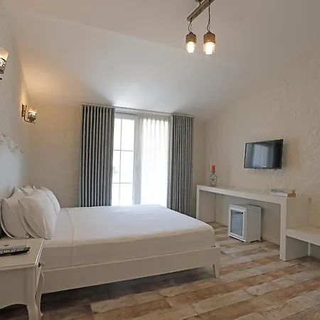 Lotus Koeyici Hotel